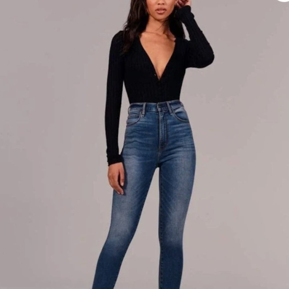 Abercrombie & Fitch Ultra High Rise Super Skinny Jeans - Medium Wash